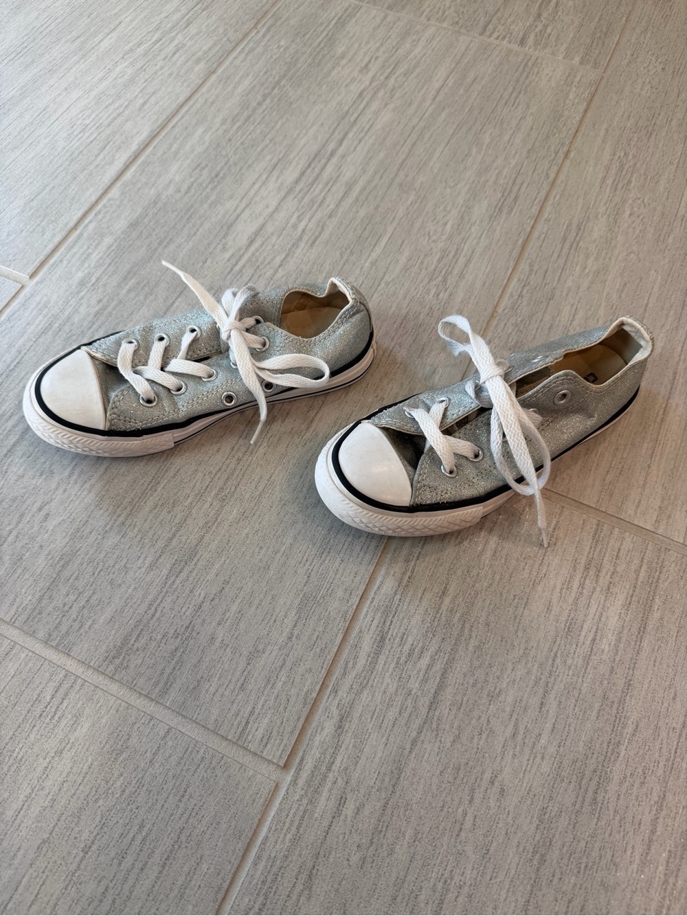 Converse Kids Silver Glitter Low-Top Sneakers